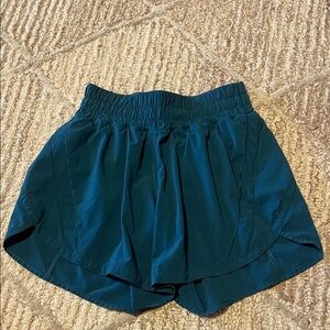LULU Women's Teal Shorts 5 in
